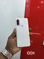 MOTO G PURE 2GB RAM 32GB ROM FABULOUS CONDITION WITH CHARGER