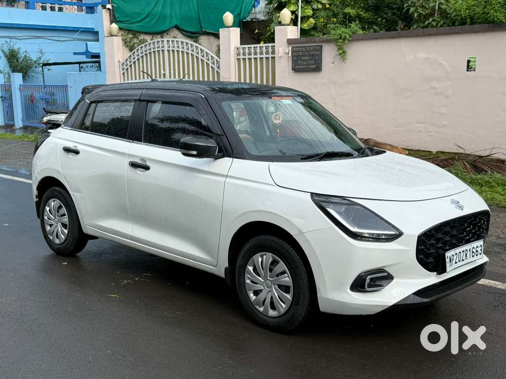 Maruti Suzuki Swift VXi + Manual, 2024, Petrol