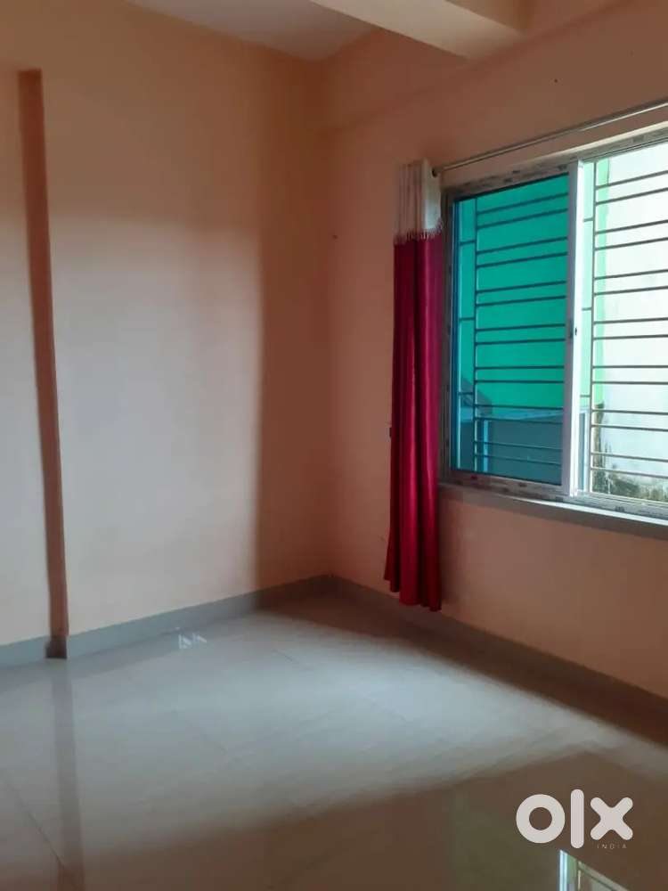 1 BHK flat for rent, suitable for small family / office employees