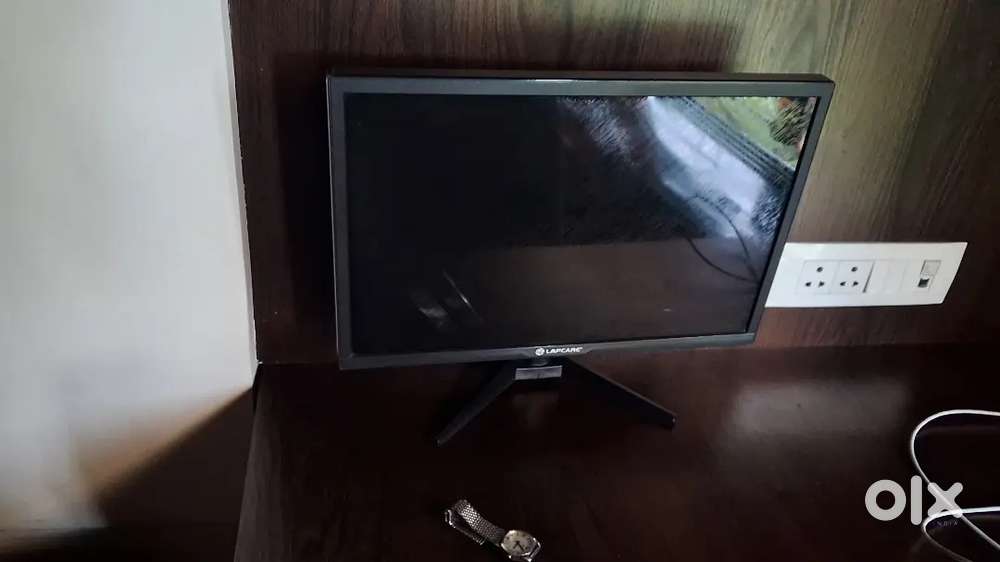 Monitor Lapcare monitor alongwith Dell wireless keyboard