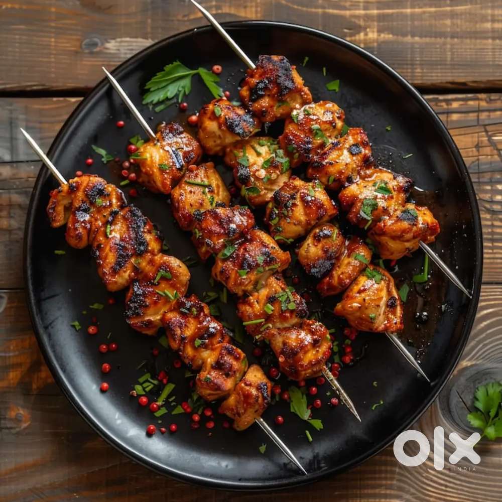 HIRING for Cook Male/Female Like Chinese Tandoori Item Veg & Non - Veg