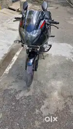 Bajaj Pulsar 220 F 2016 Model Single Owner