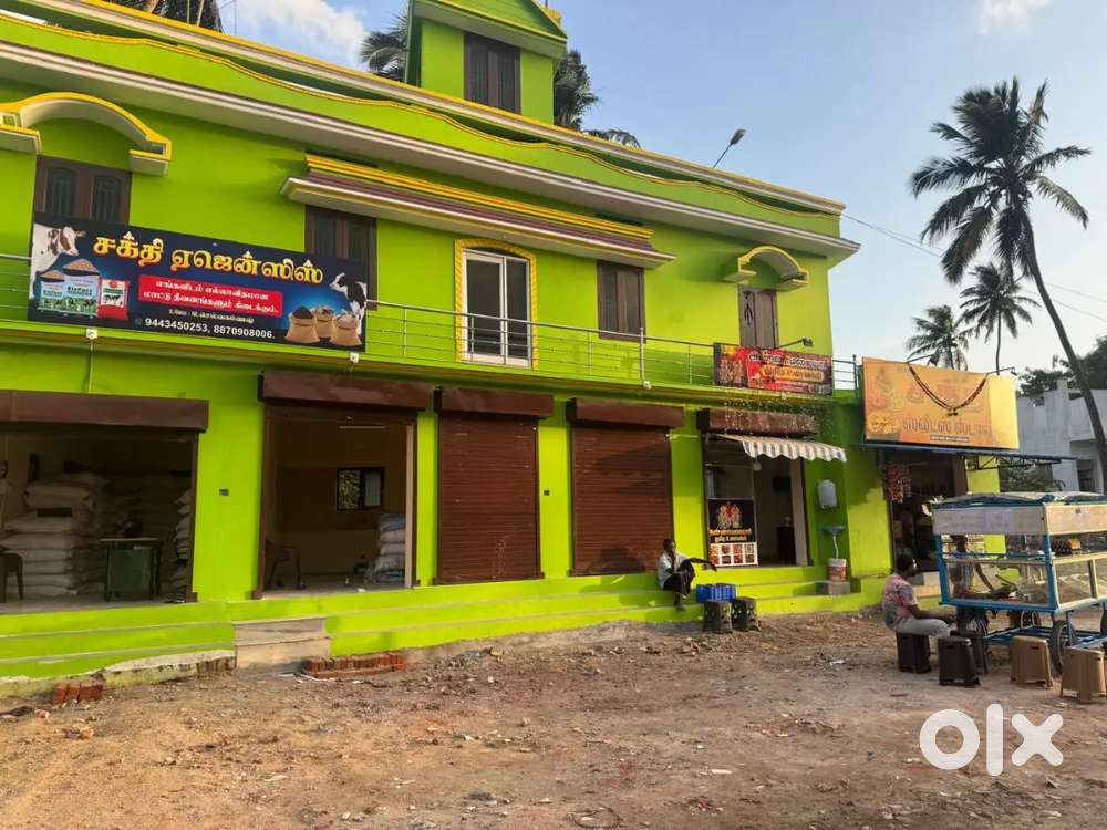 Shops available for rent in first floor near Railway