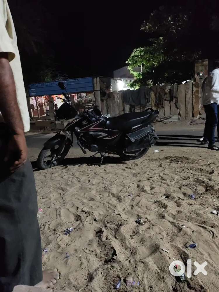 Black colour not touching