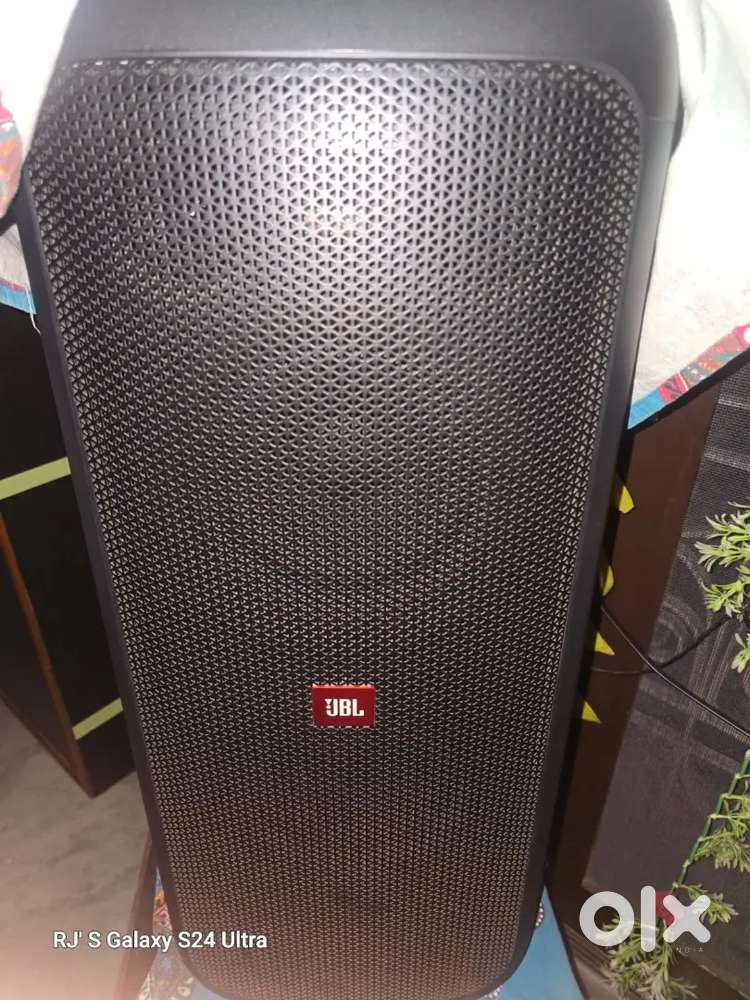 JBL BLUETOOTH SPEAKER