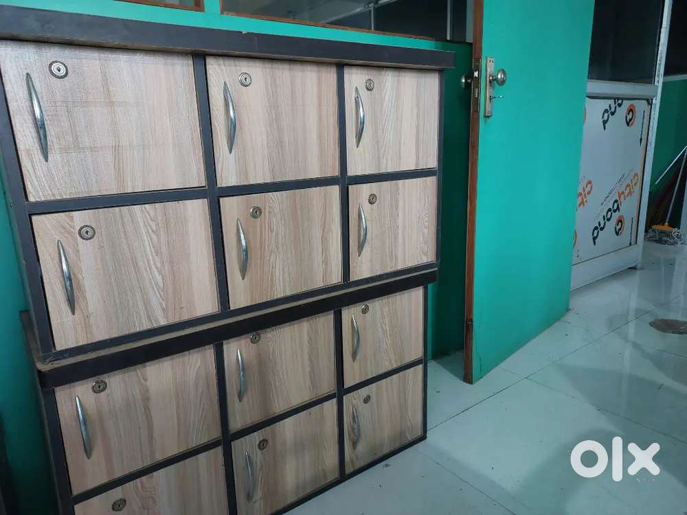 Multi box shelf for office/library