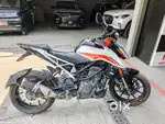 Showroom condition KTM Duke 390