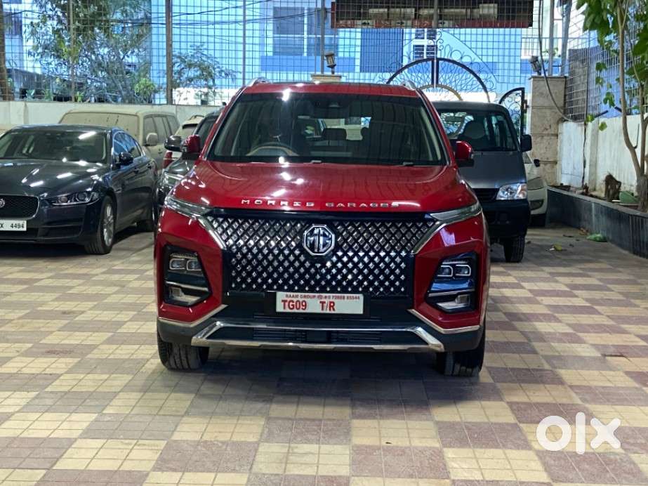 MG Hector Plus Savvy Pro 1.5 Turbo Petrol CVT 7 STR, 2024, Petrol