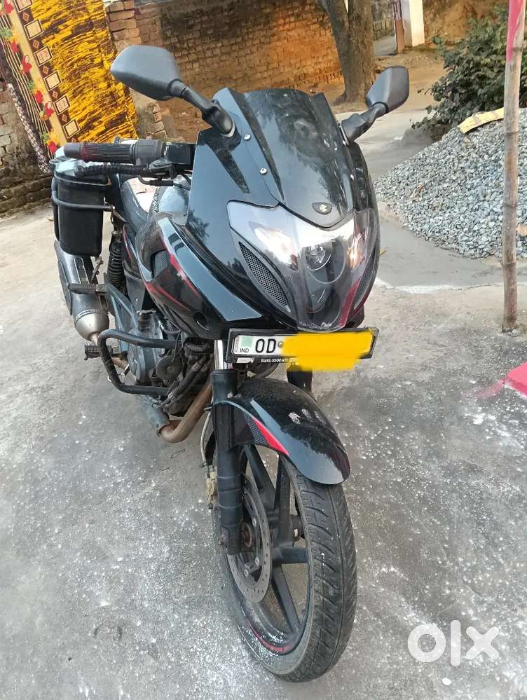 Bajaj Pulsar 220f good condition