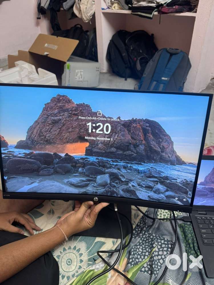 HP X24c Gaming monitor