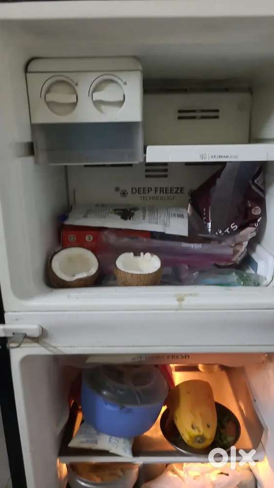 Whrilpool double door fridge