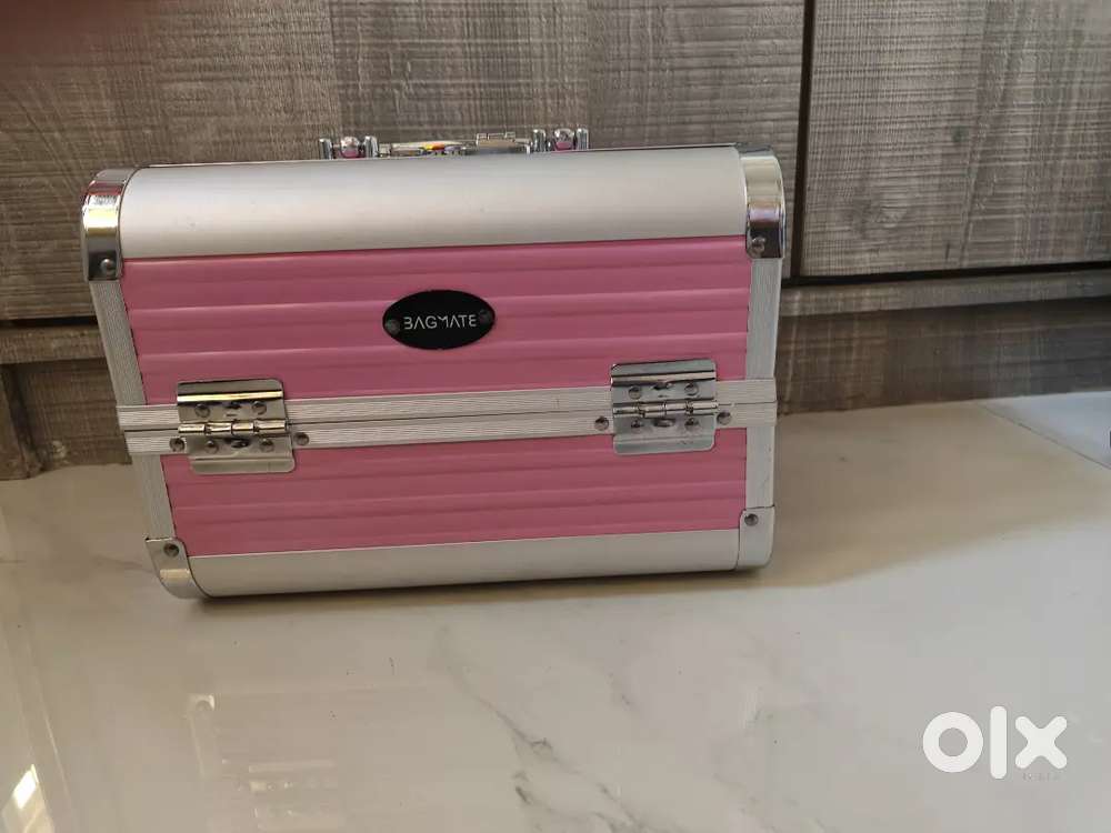 Makeup/Accessories/Jewellery box