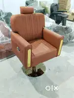 Furniture cosmetics available for saloon and beauty parlour