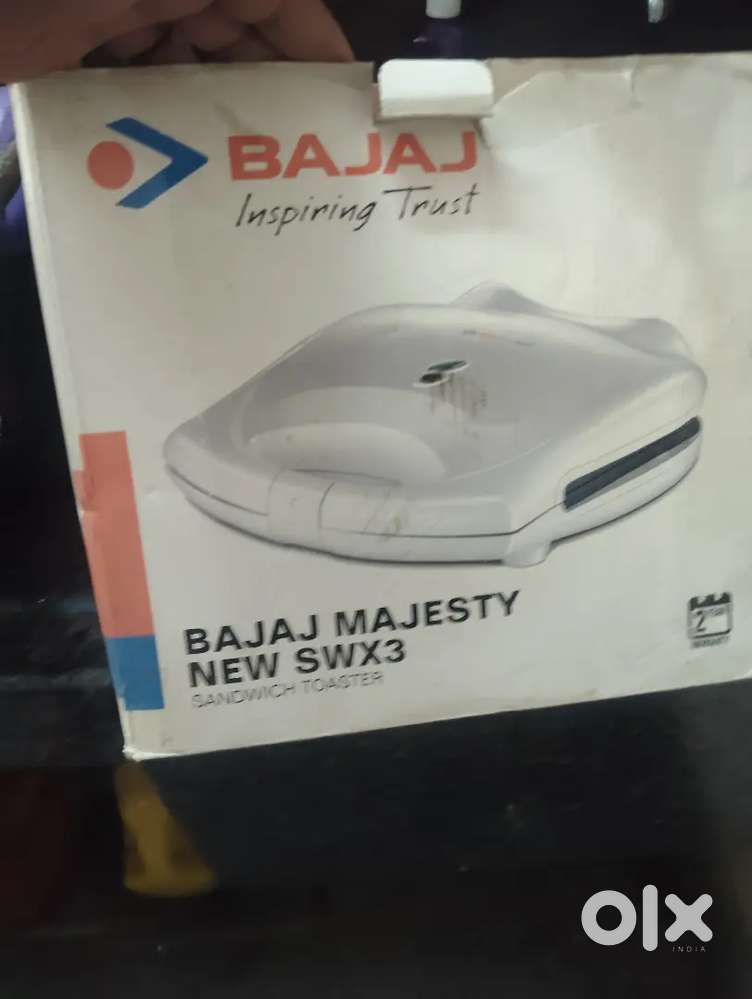 Rice cooker brand new. Bread toaster 800 final price