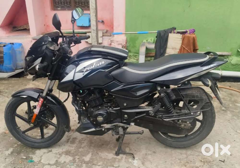 Bajaj Pulsar 150 (2022)