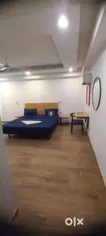 9room property