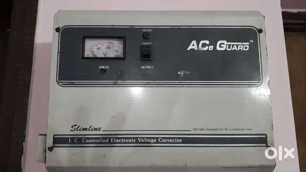 FOUR STEP AUTOMATIC VOLTAGE  STABLIZER