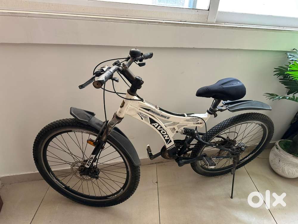 Avon bicycle 21 gears