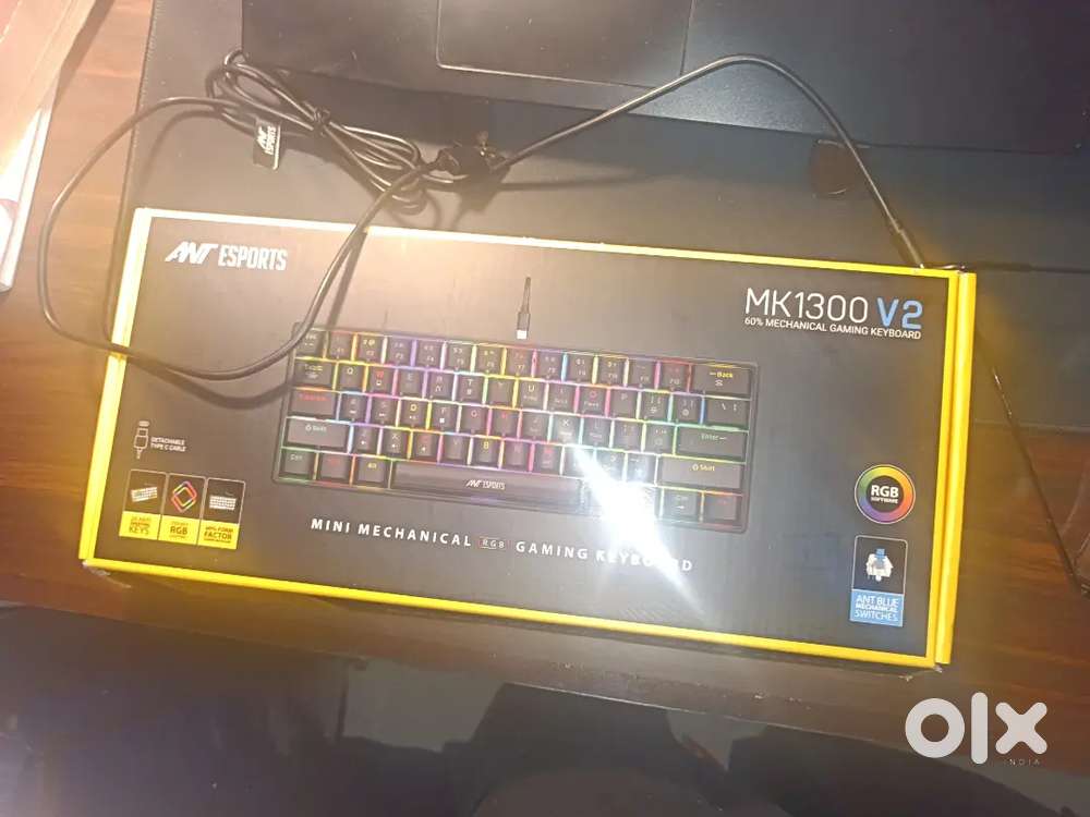 Keyboard: Ant Esports mk1300 60% mechanical gaming keyboard