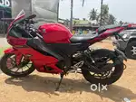 Yamaha R15 v4 mettalic red 2024 model