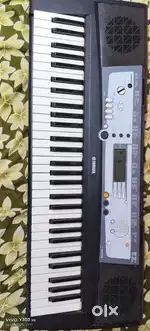 Yamaha keyboard 61 keys