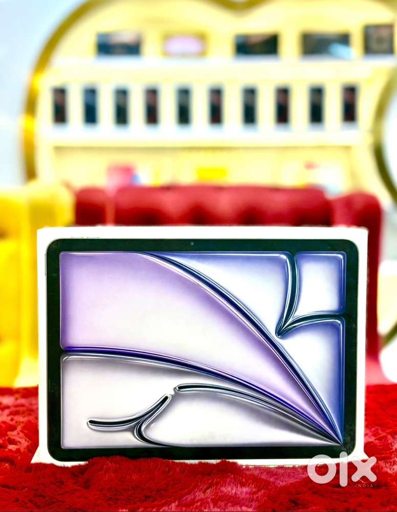 IPAD PRO M4 11INCH (128GB) WIFI SEALED WITH STORE BILL&1YEAR WARRANTY