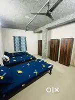 Fully furnished pg available near msu sayajiganj vrodara