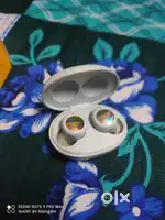 REALME BUDS IN EXCELLENT CONDITION, 30 HrsTOTAL PLAYBACK TIME WITH ANC