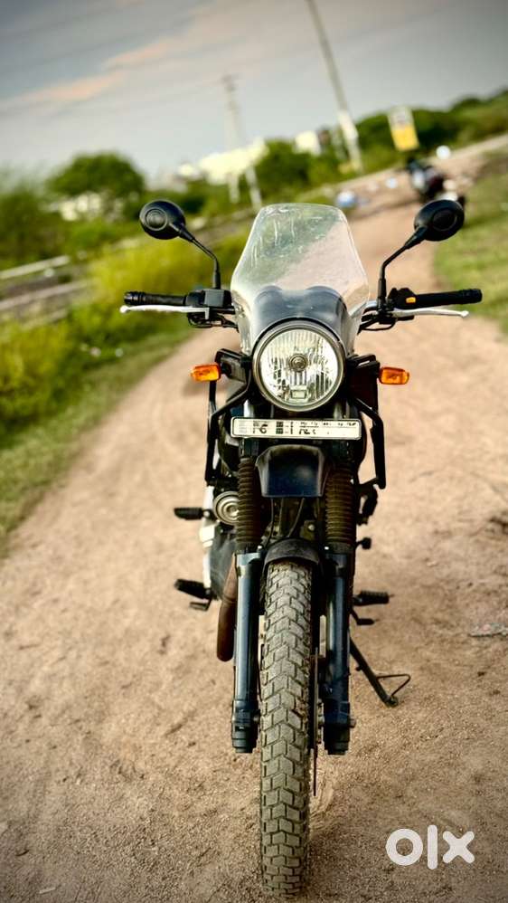 Himalayan 411 BS6 for sale in excellent condition