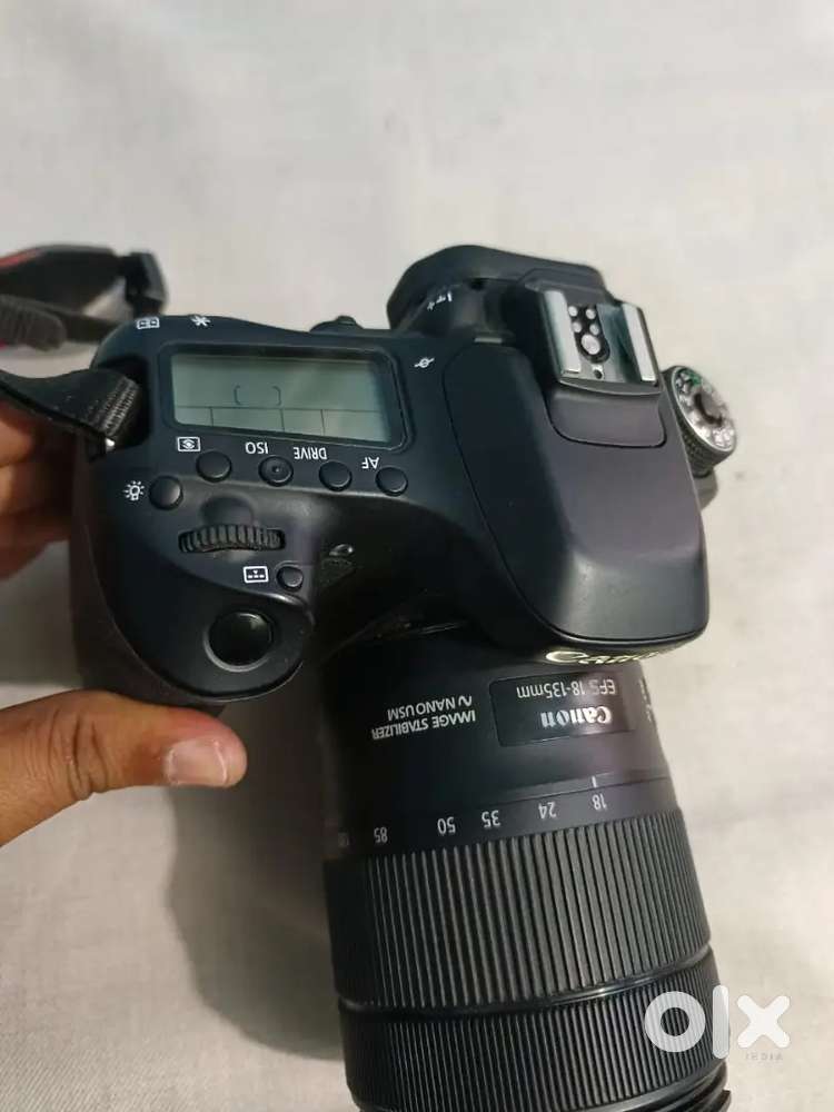 Canon camera 80D model with all kits