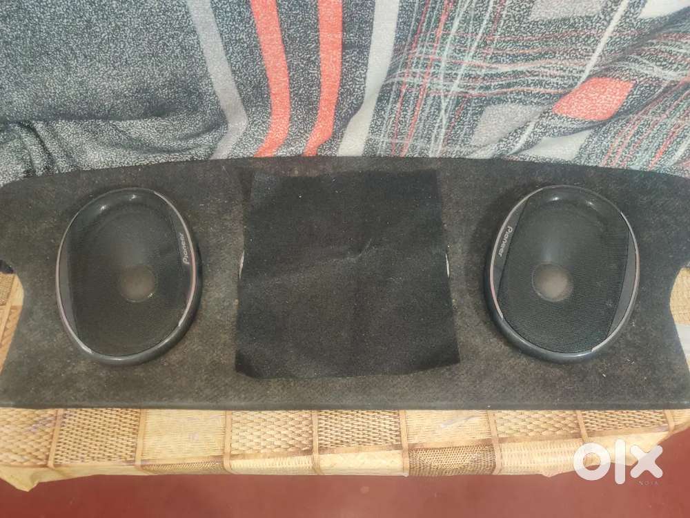 Pioneer speakers 650 wats