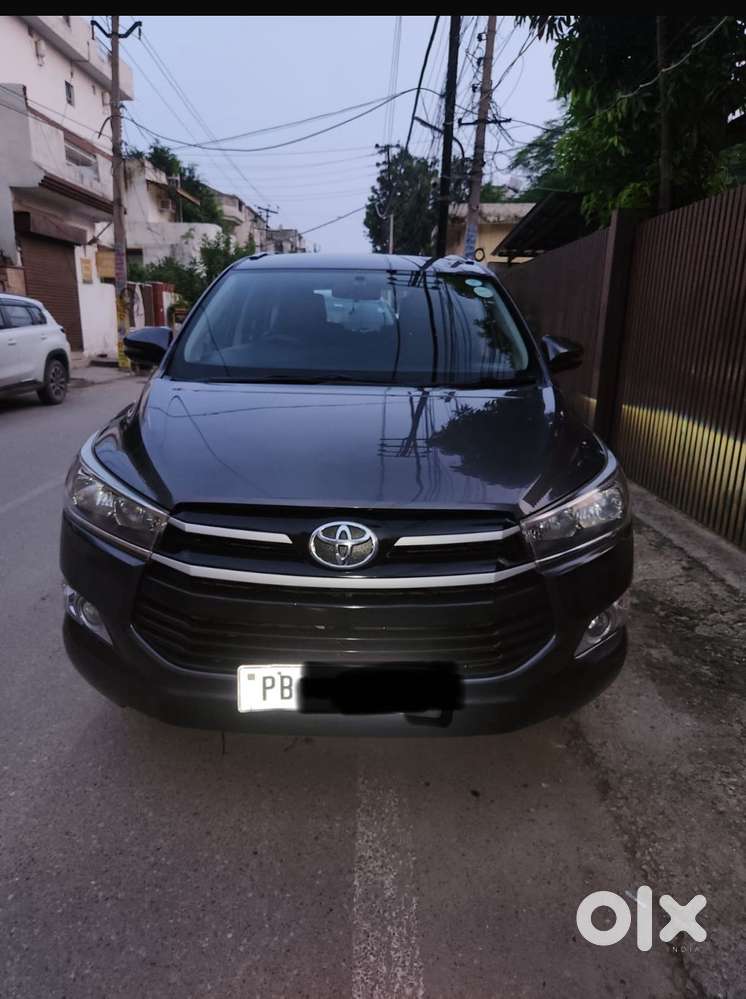 Toyota Innova Crysta 2.7 GX AT, 2017, Diesel