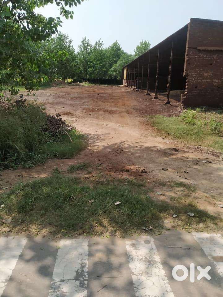 Factory building in very good conditions