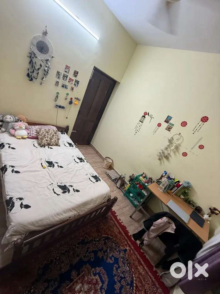 Fully furnished single room for rent only for ladies