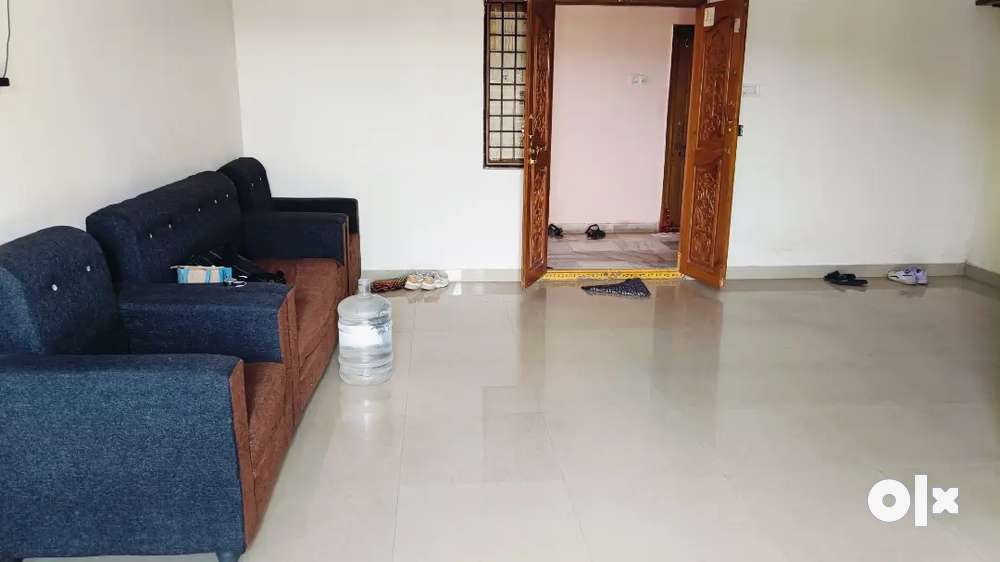 2BHK fully furnished ready to move only bachullors