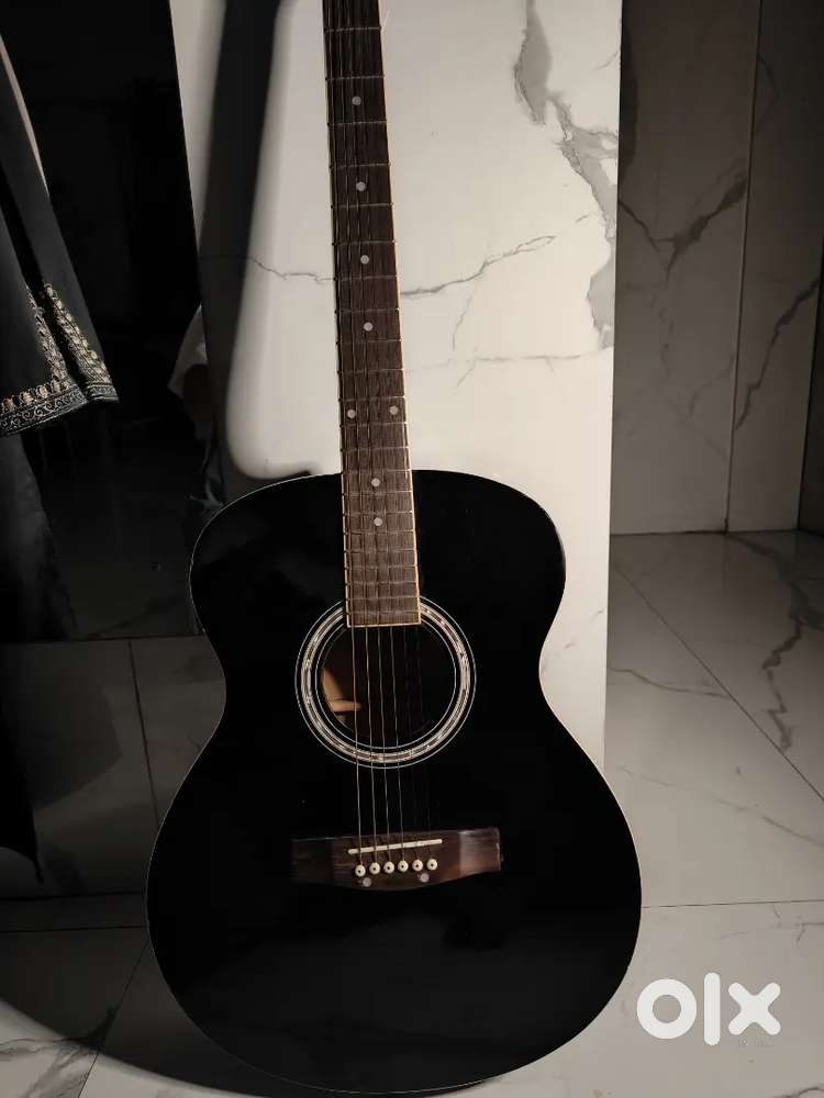 Acoustic guitar