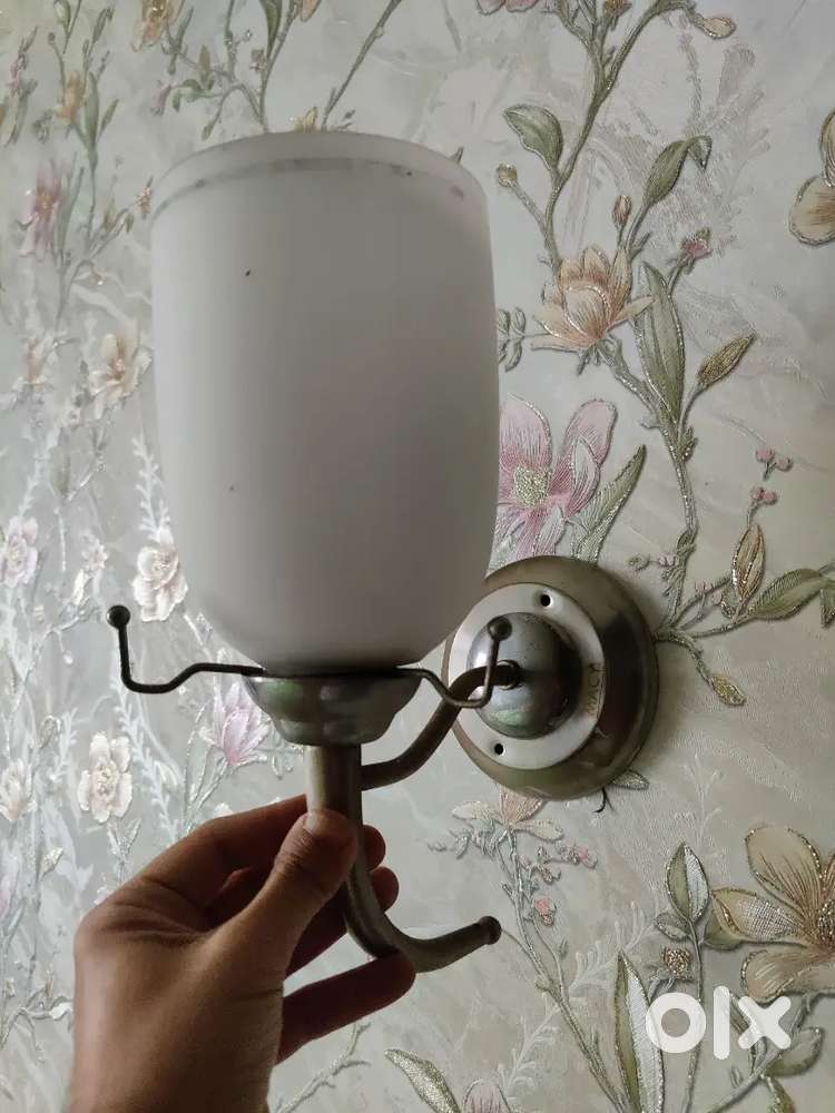Wall mount Lamp