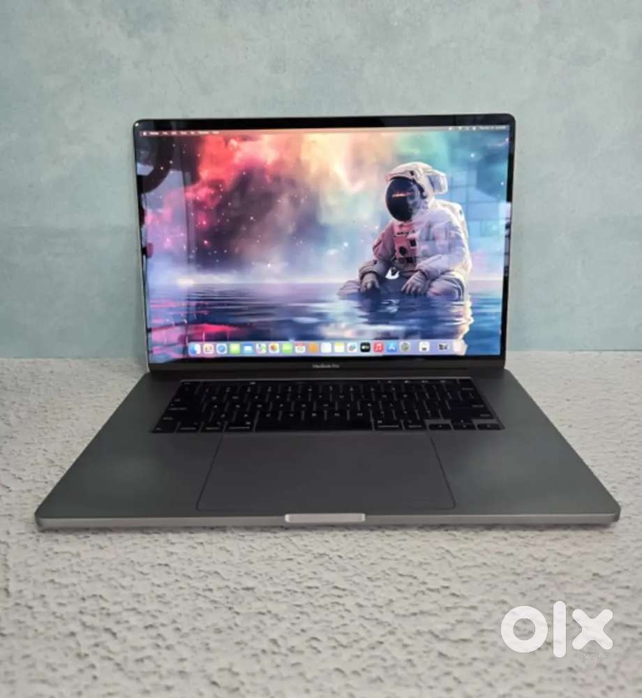 Apple Macbook A2141 Core i7 16GB RAM 512GB SSD TOUCH BAR 16 RERINA