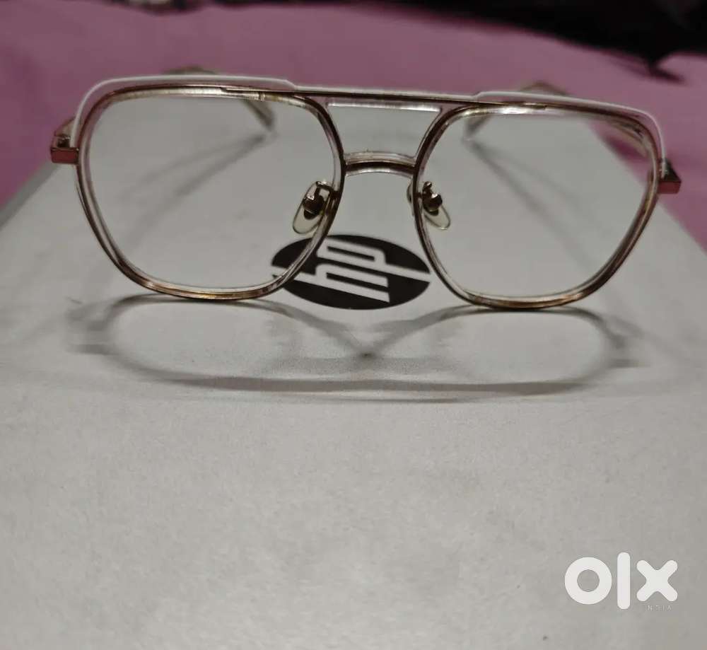 Spectacle frame men without glasses with case 1 yr used without bill