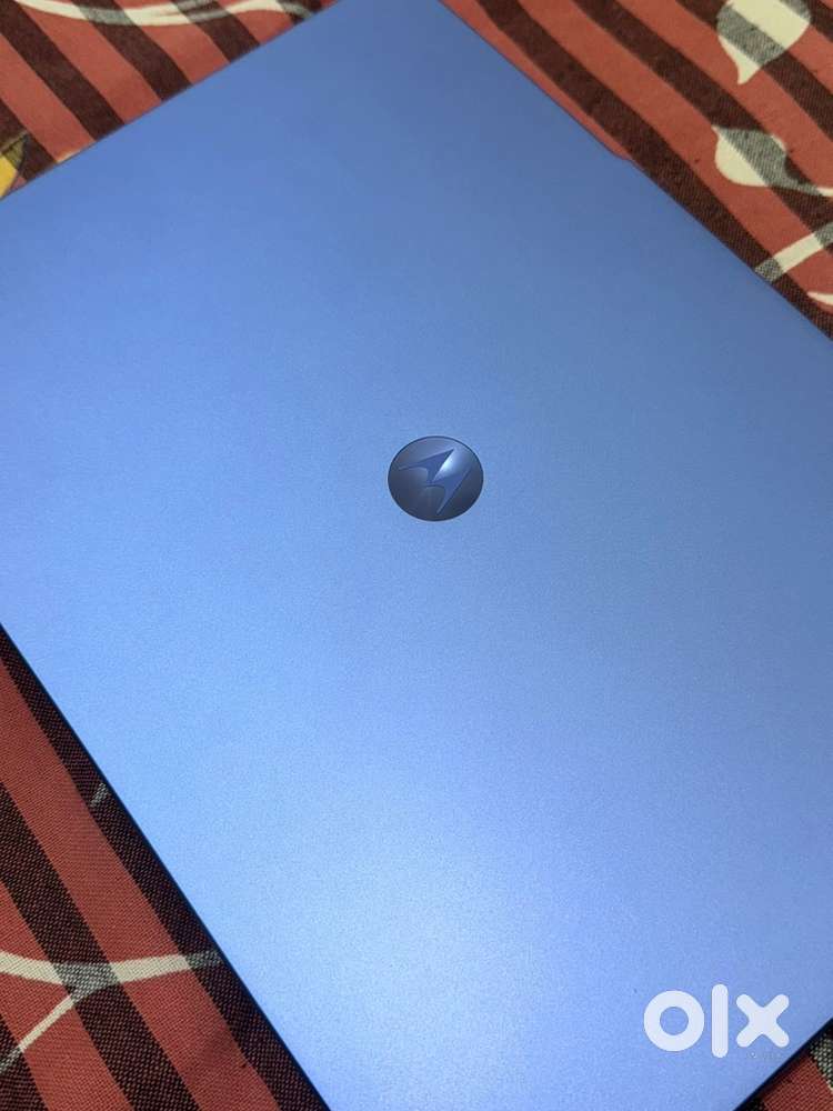 MotoBook 60 (i7-14 Gen) (16GB/1TB)