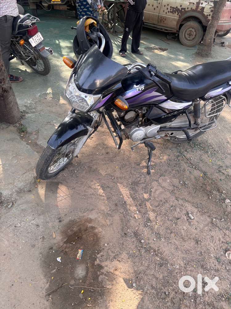 Tvs bike with good features and condition - feels like still new!