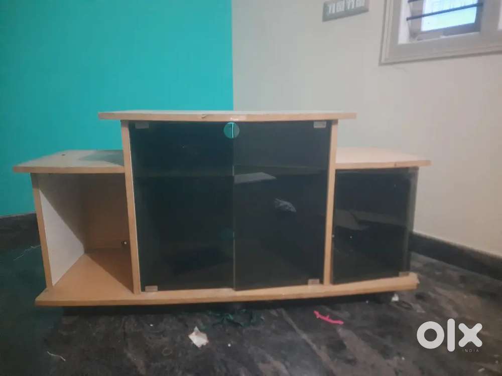 TV table cum books storage