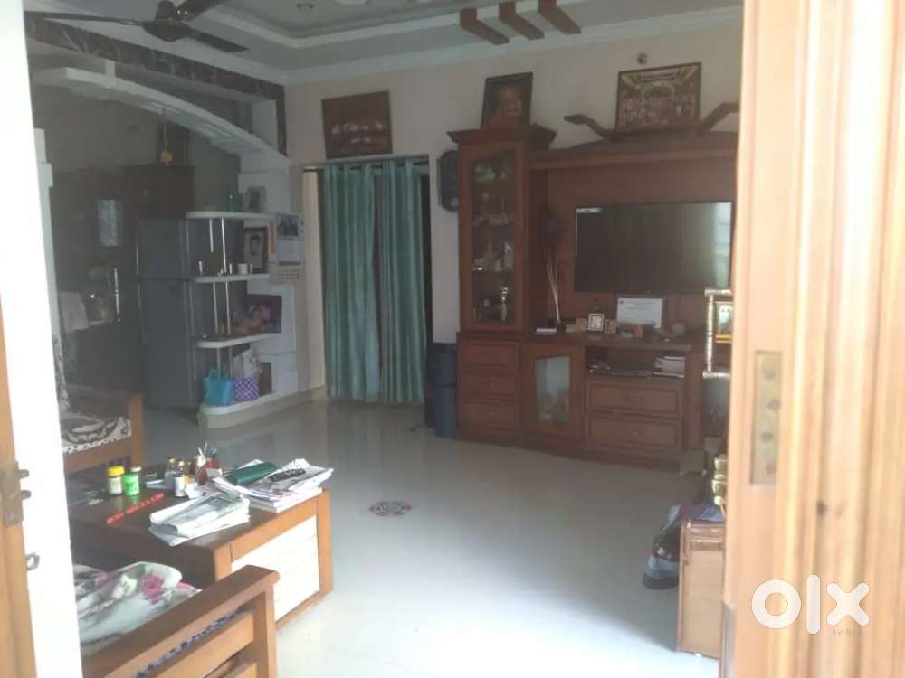 Clean and neat building Only vegitarian