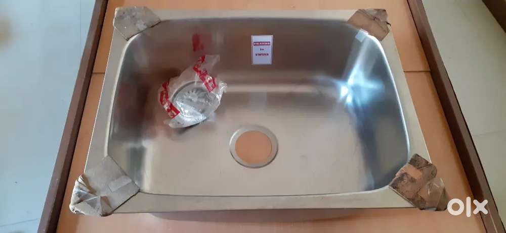 New Franke Stainless steel sink with coupler