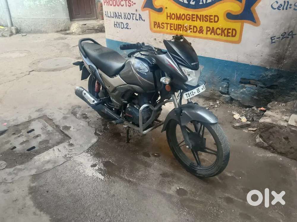Very neat condition sheild engine