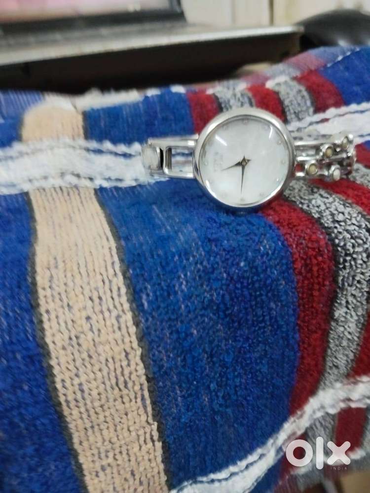 LADIES WATCHES