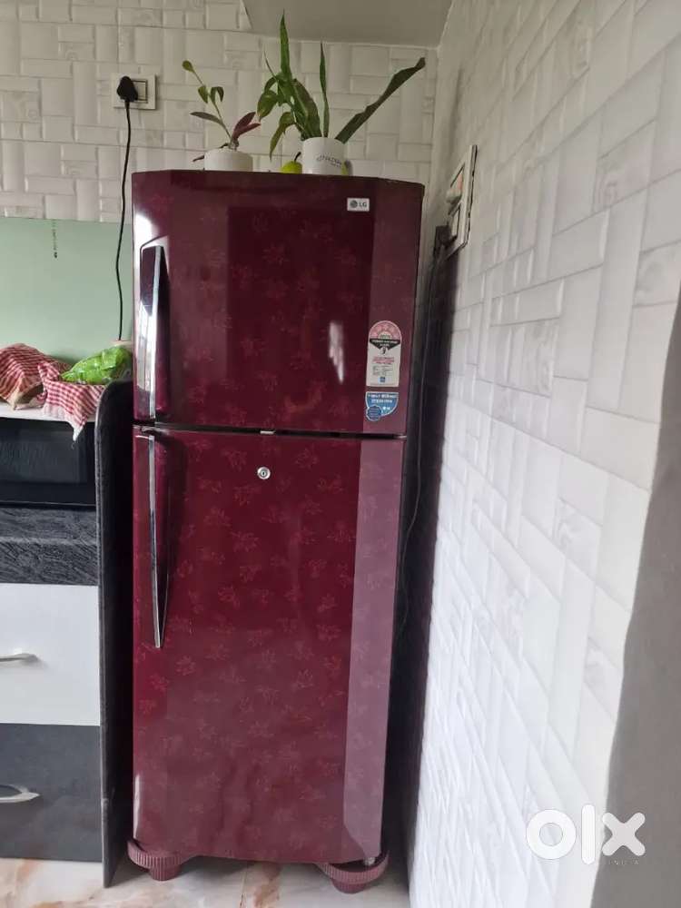 LG refrigerator Not cooling but in great condition can be repaired