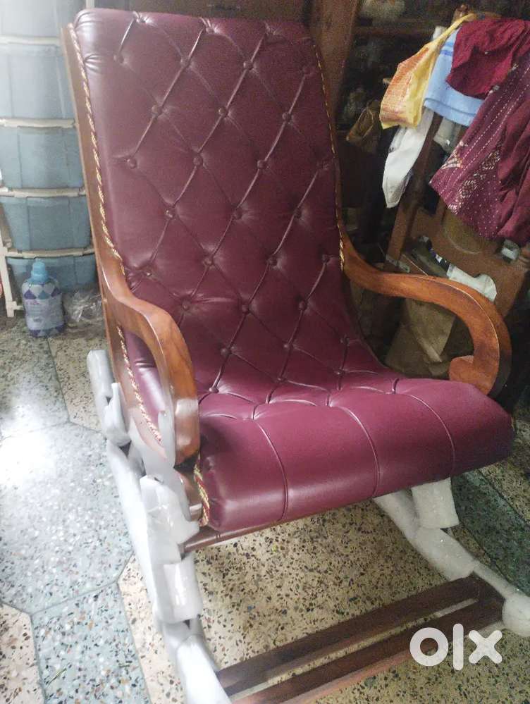 Rocking chair new condition 1 months old