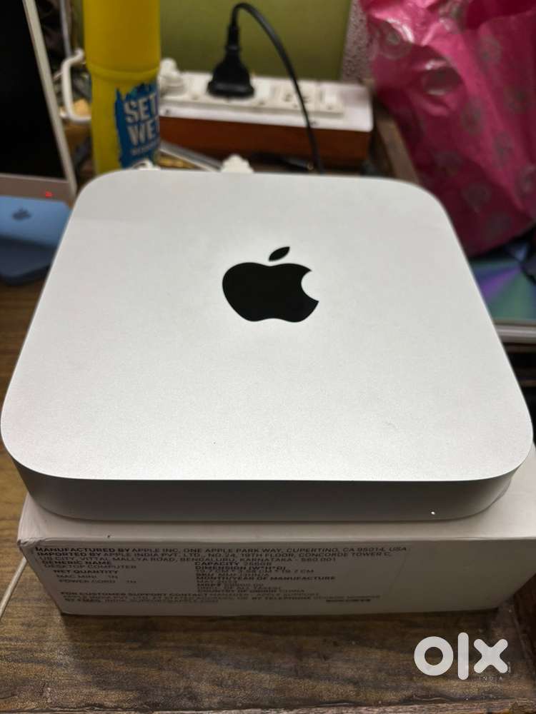 Apple Mac Mini m2 with keyboard & mouse combo