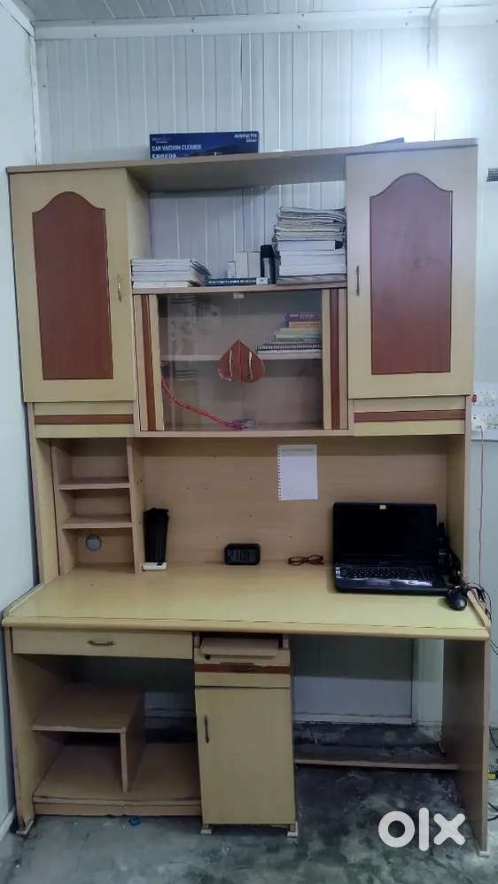 Study Table (Easy to Assemble)